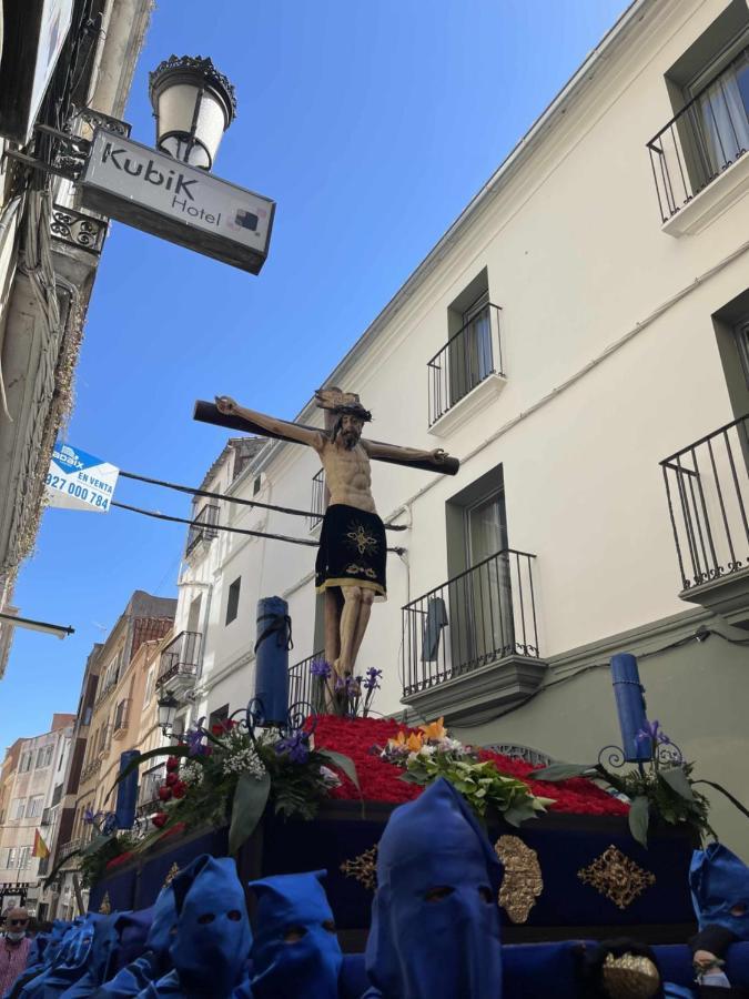 Kubik Apartamentos K3 Caceres Bagian luar foto
